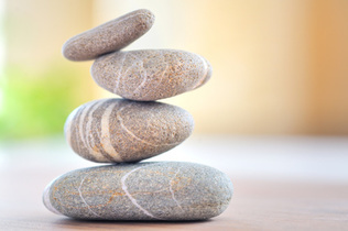 Stille Meditation mit Achtsamkeit, Zen-Meditation, Achtsamkeitsübungen und Mindfulness